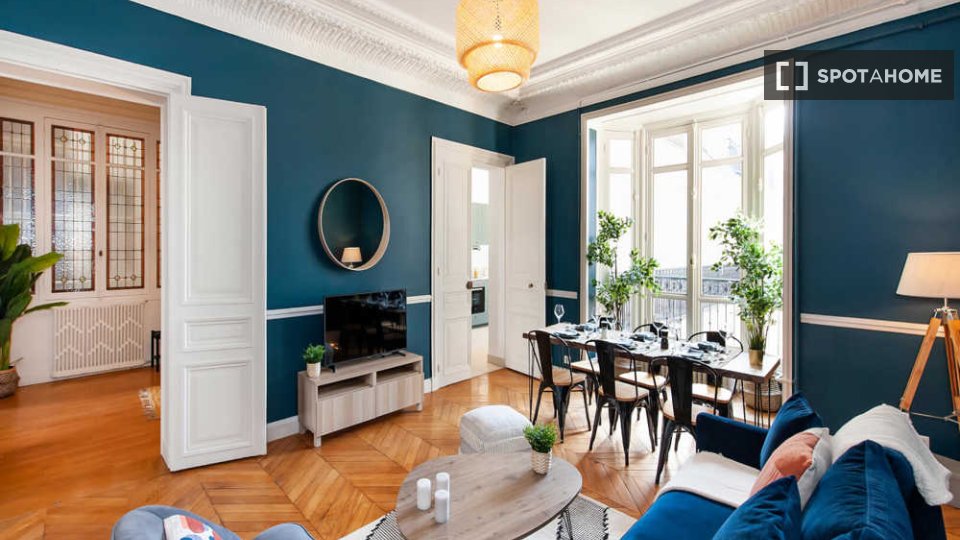 Double room Paris, 7 beds, 220m² — photo 12