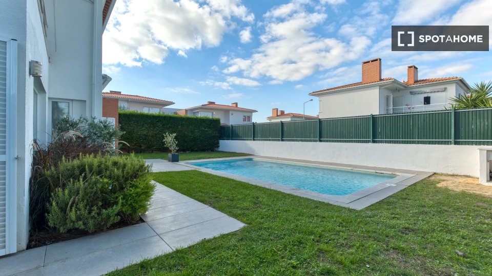 Apartment Lisbon, 4 beds — photo 14