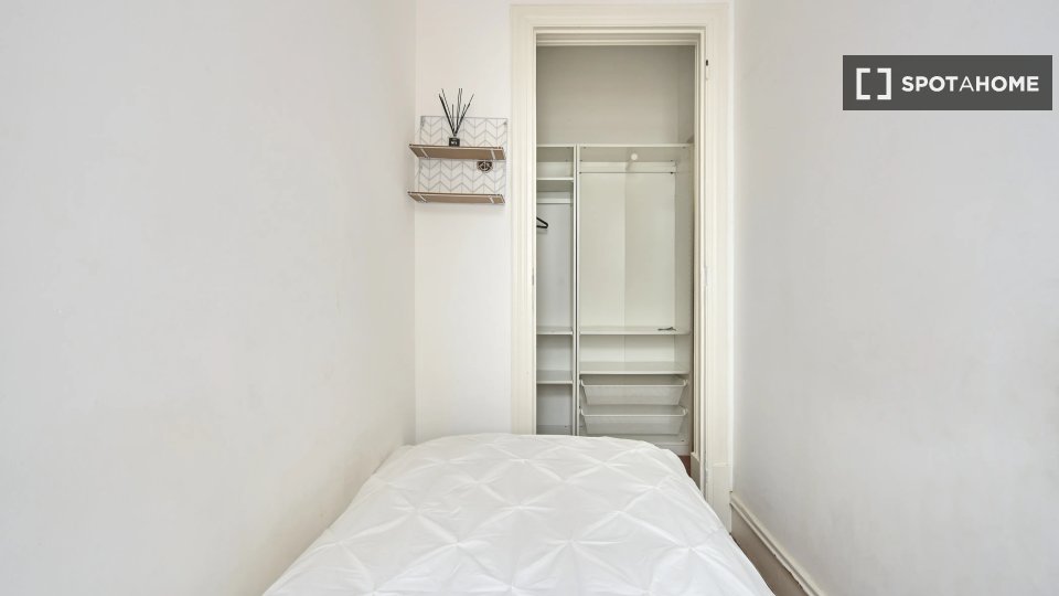 Double room Lisbon, 7 beds — photo 3