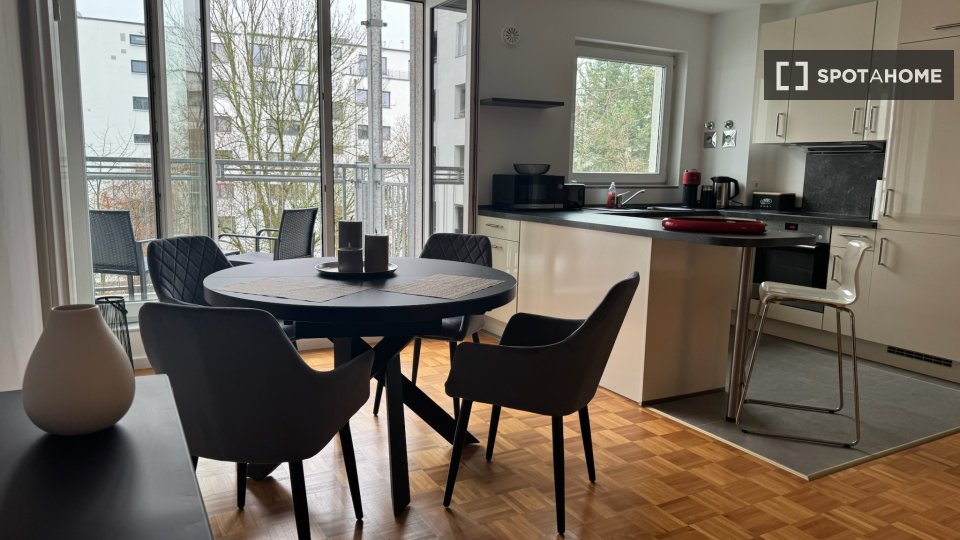 Apartment Berlin, 2 beds, 62m² — photo 3