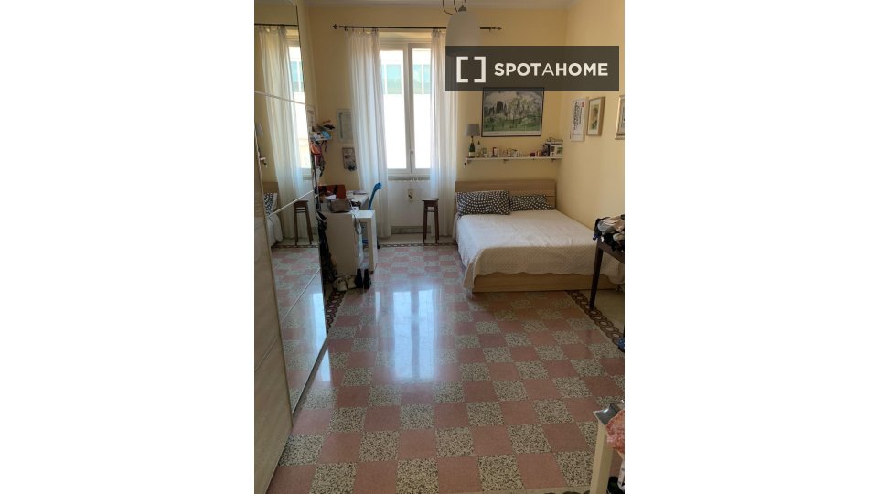 Double room Rome, 4 beds — photo 7