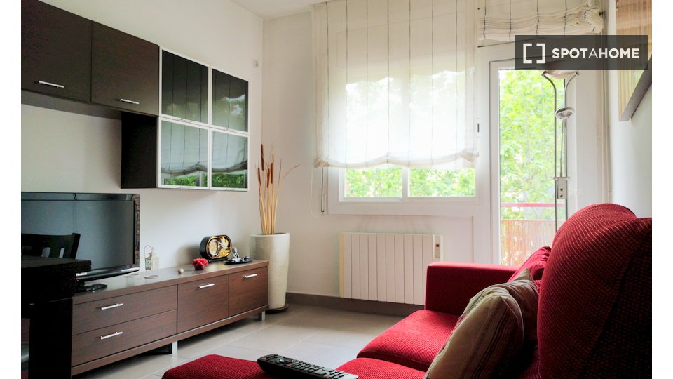 Apartment Barcelona, 3 beds, 90m² — photo 1