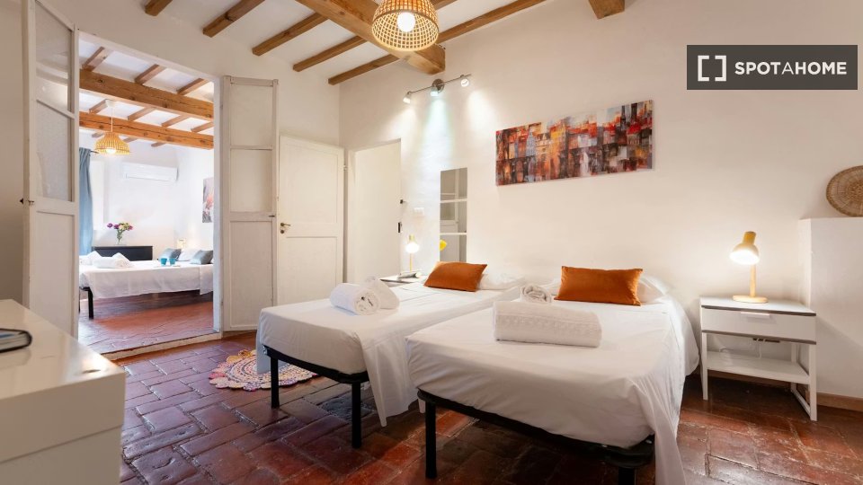 Apartment Florence, 2 beds — photo 40