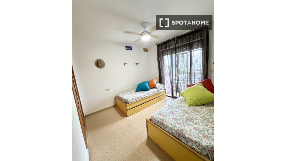 Apartment Alicante, 2 beds, 75m² — photo 14