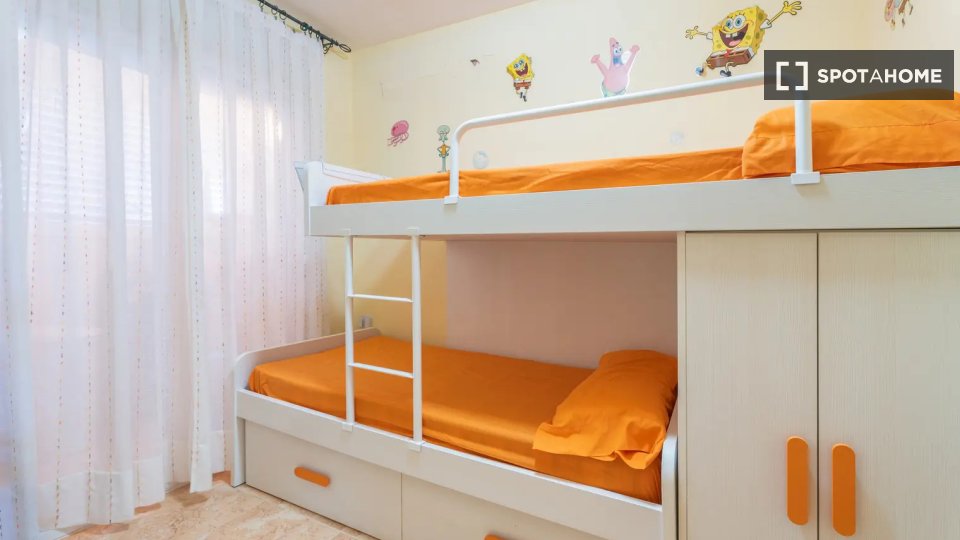 Apartment Valencia, 2 beds, 65m² — photo 11