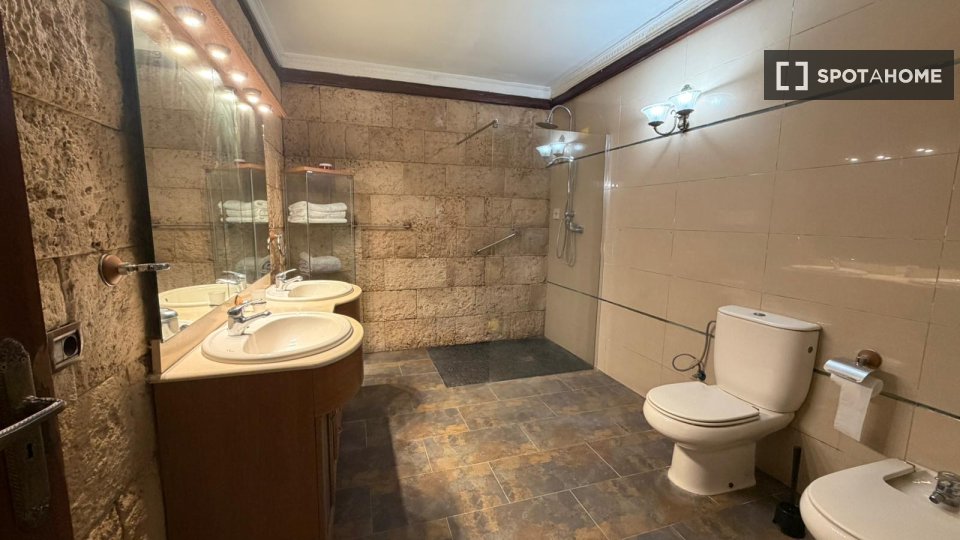 Apartment Santa_Cruz_De_Tenerife, 4 beds, 400m² — photo 7