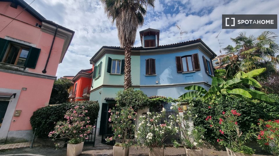 Appartamento Milano, 1 camera, 75m² — foto 10