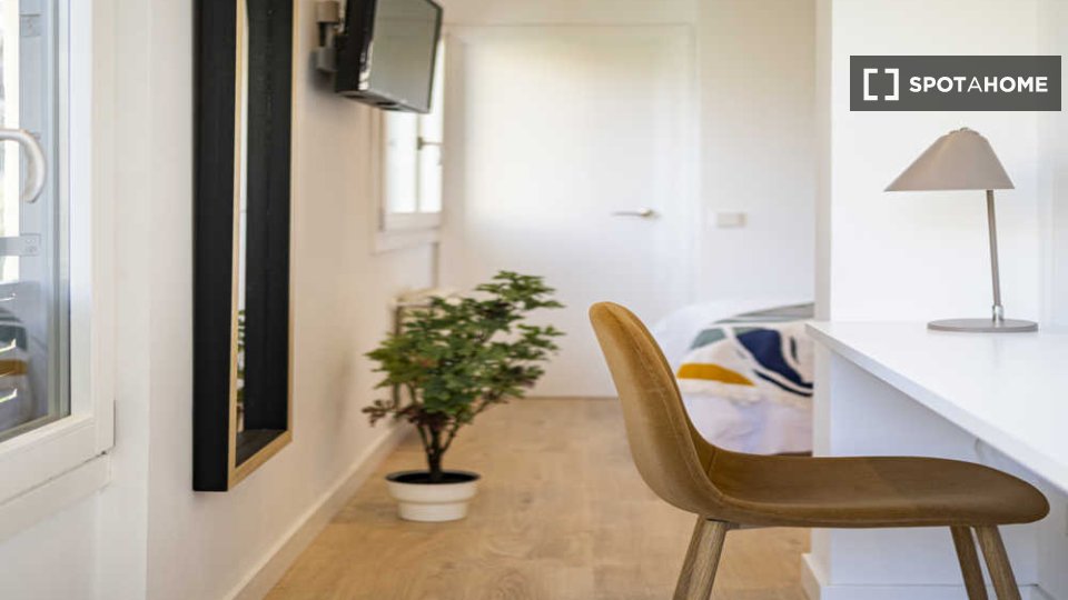 Double room Madrid, 4 beds, 70m² — photo 91