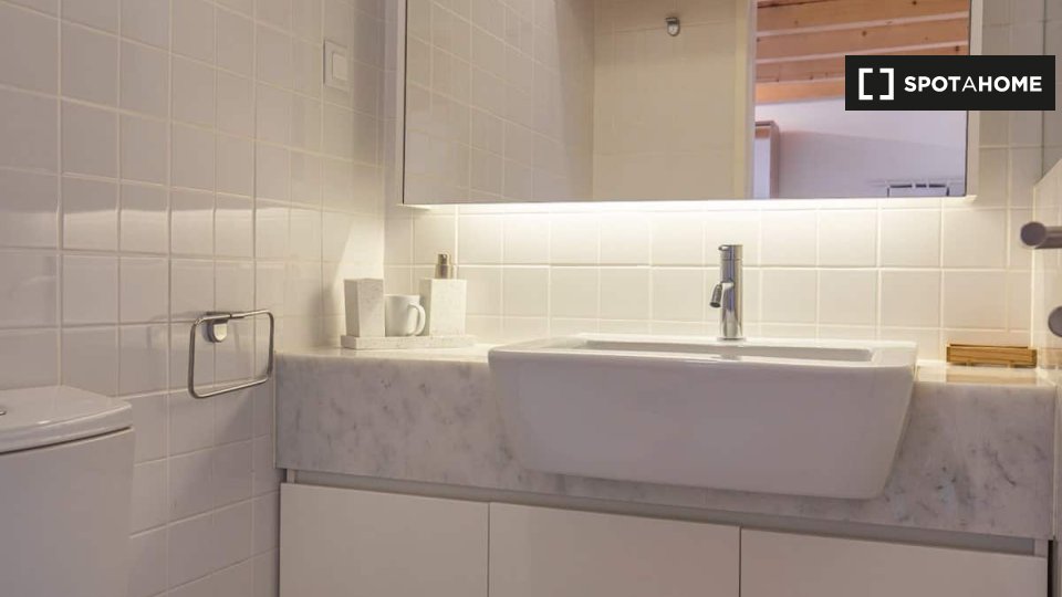 Apartment mono Lisbon, 20m² — photo 11