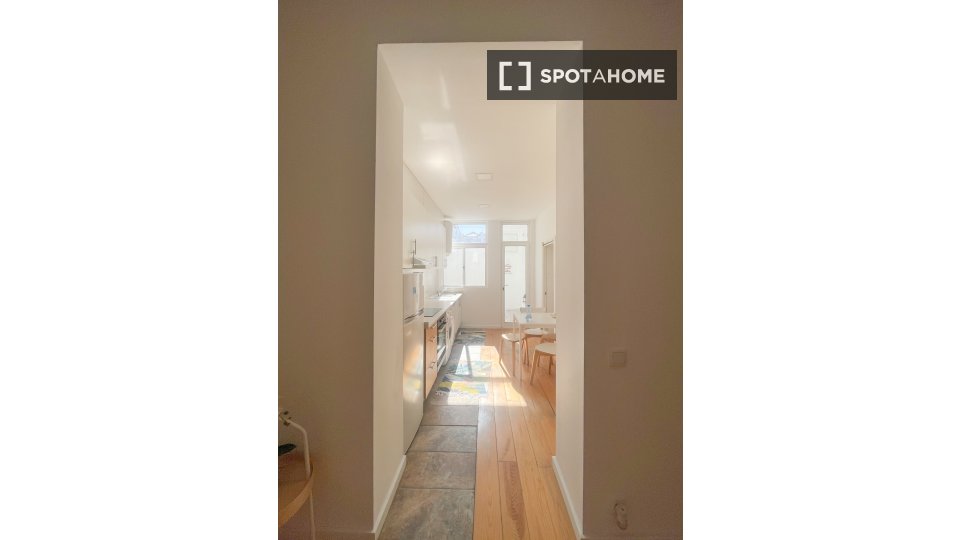 Apartment Porto, 2 beds, 74m² — photo 1