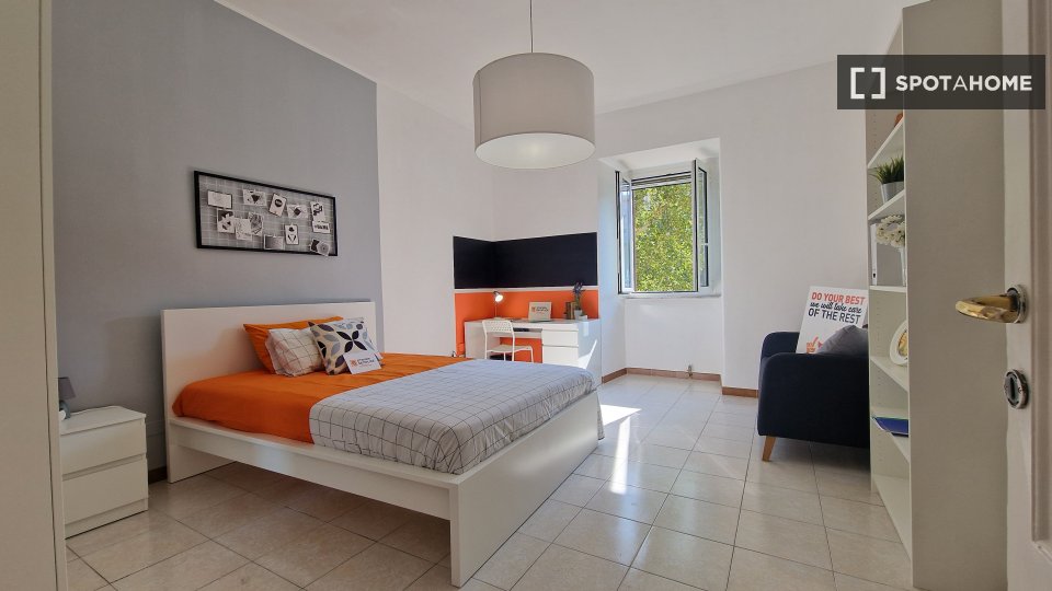 Double room Rome, 4 beds — photo 33