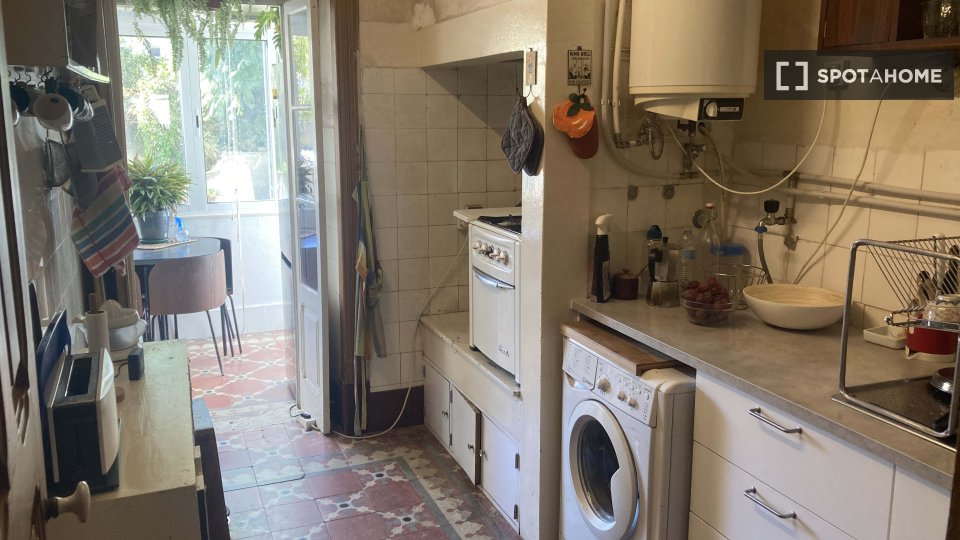 Double room Lisbon, 2 beds, 70m² — photo 3