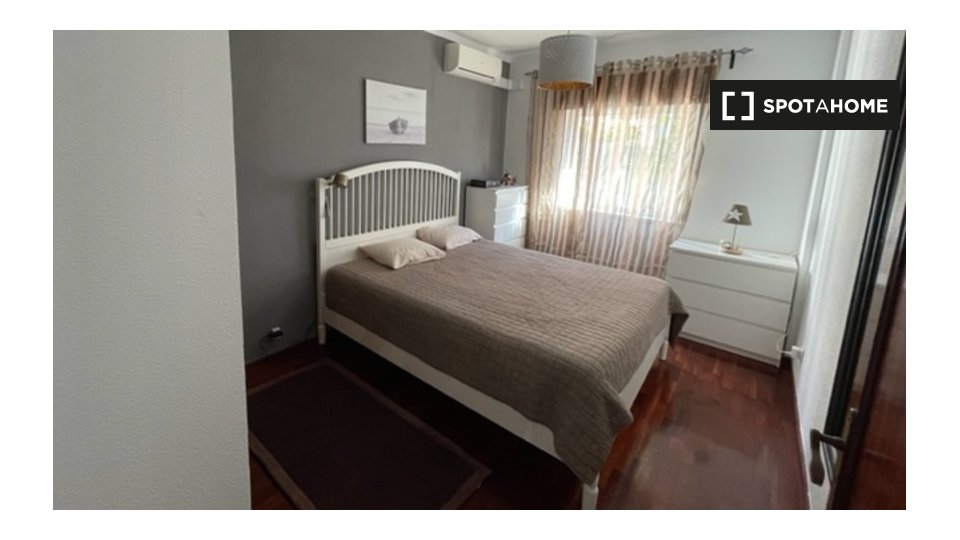 Apartment Lisbon, 2 beds — photo 10