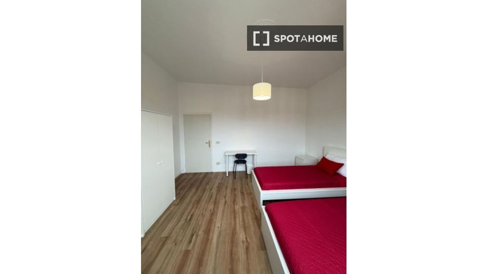 Double room Florence, 3 beds — photo 13