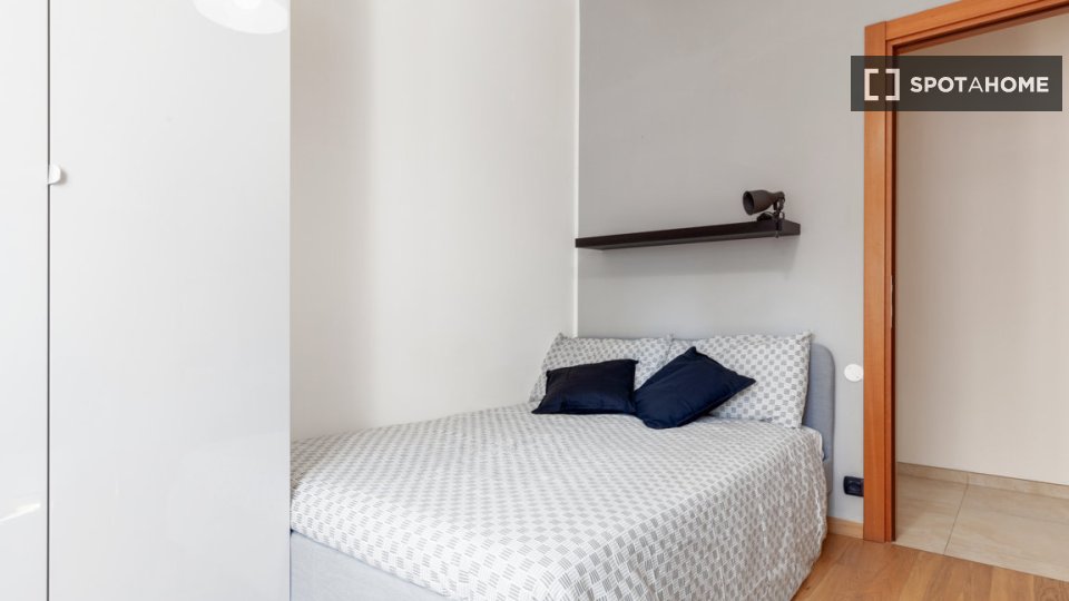 Double room Milan, 5 beds, 139m² — photo 2