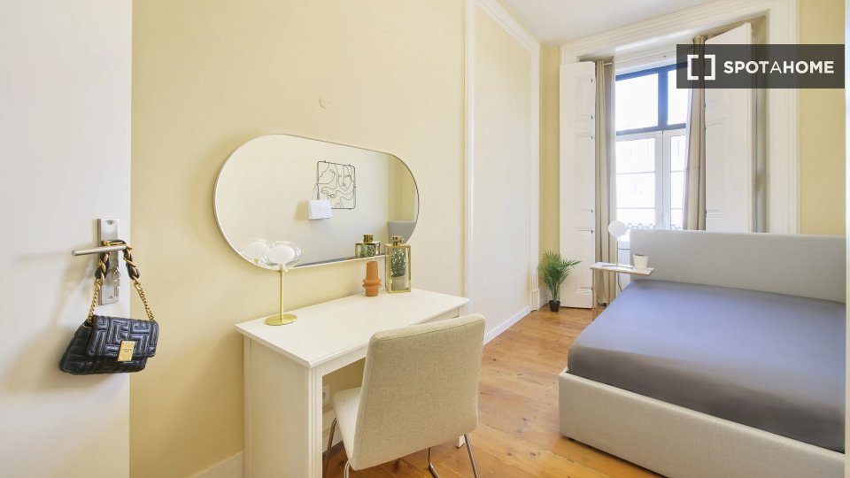 Double room Lisbon, 9 beds — photo 3