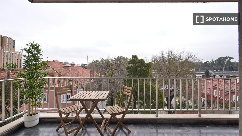 Double room Lisbon, 7 beds — photo 13