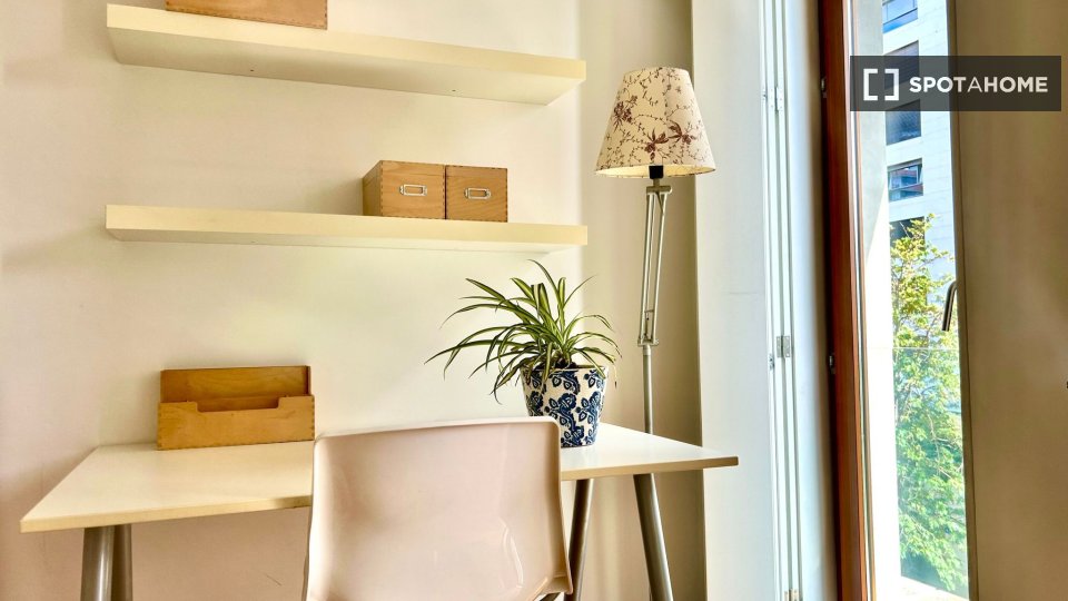 Double room Lisbon, 4 beds, 200m² — photo 12