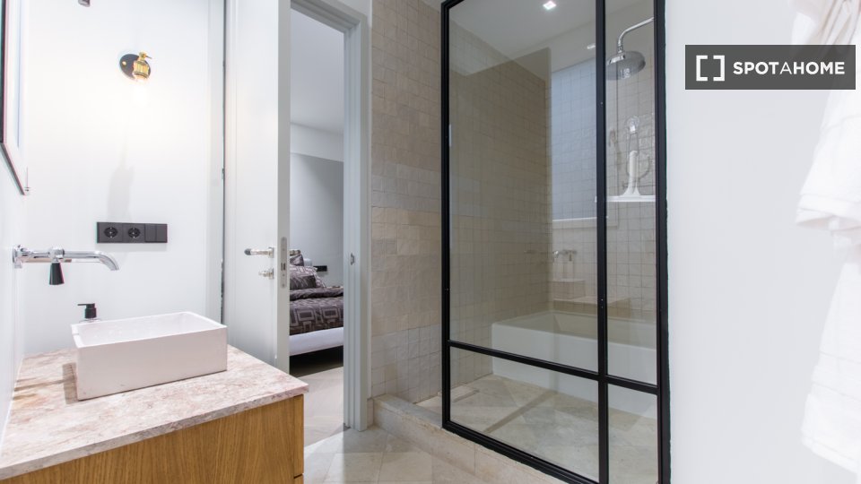 Apartment Madrid, 2 beds, 147m² — photo 5