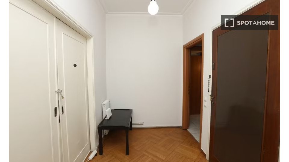 Double room Athens, 4 beds — photo 13