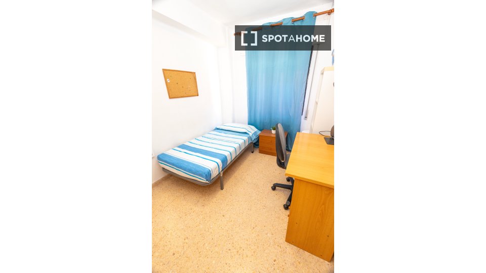 Double room Valencia, 4 beds — photo 2