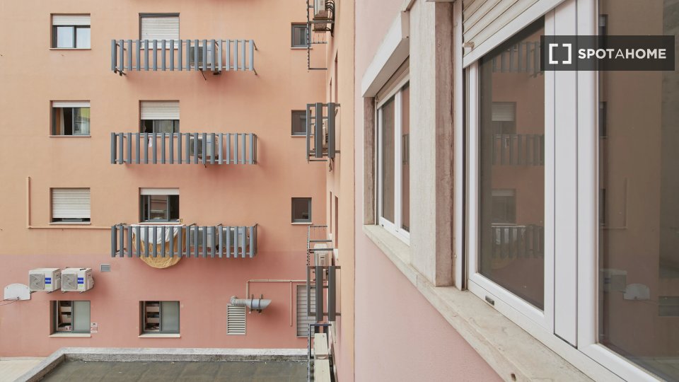Double room Lisbon, 7 beds — photo 3