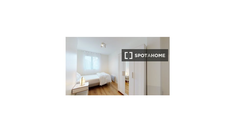 Double room Paris, 21 beds — photo 5