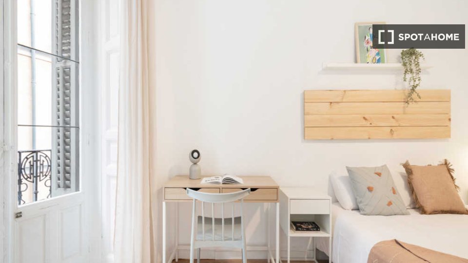Double room Madrid, 7 beds — photo 31