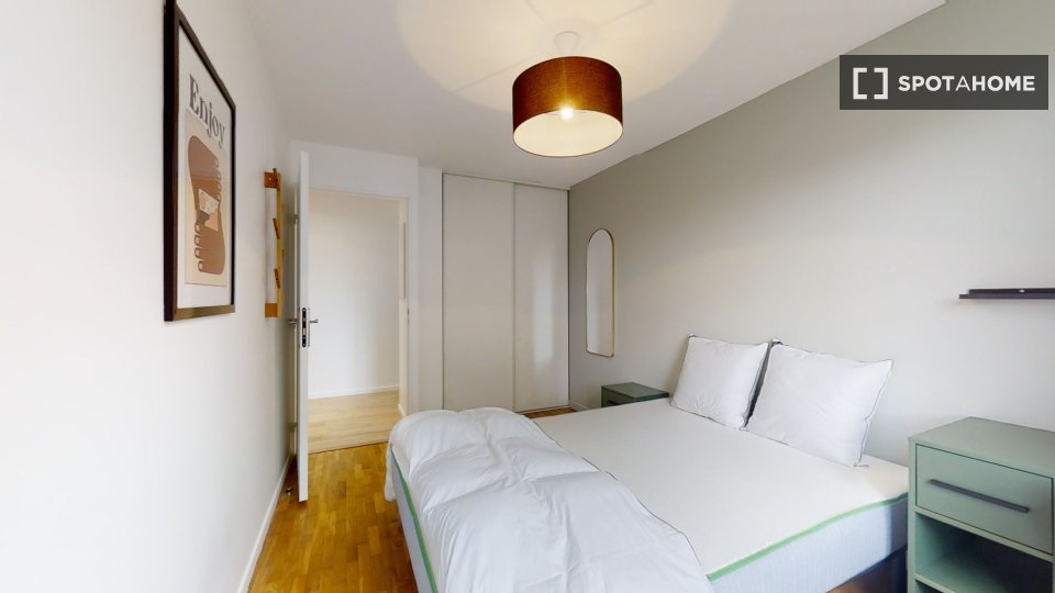 Double room Lyon, 15 beds — photo 1