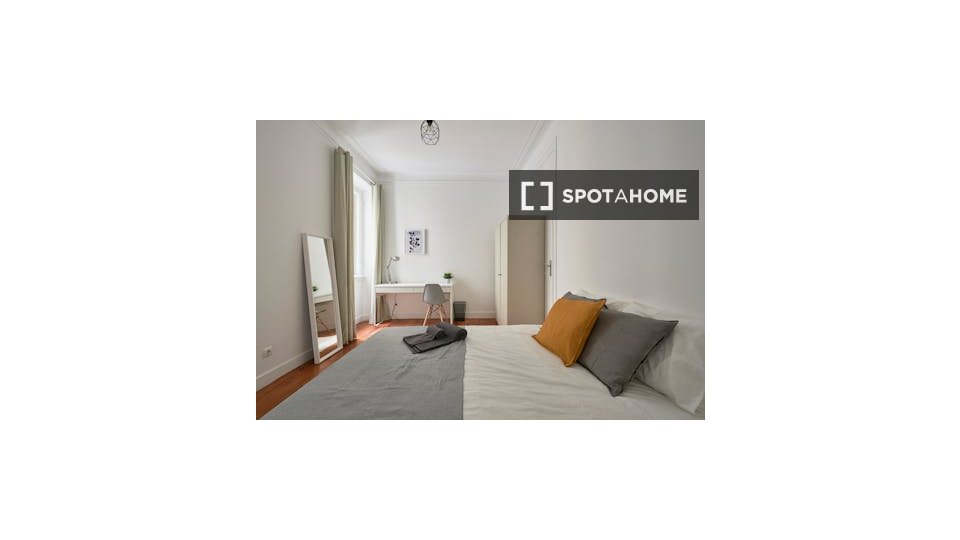 Double room Lisbon, 6 beds — photo 6
