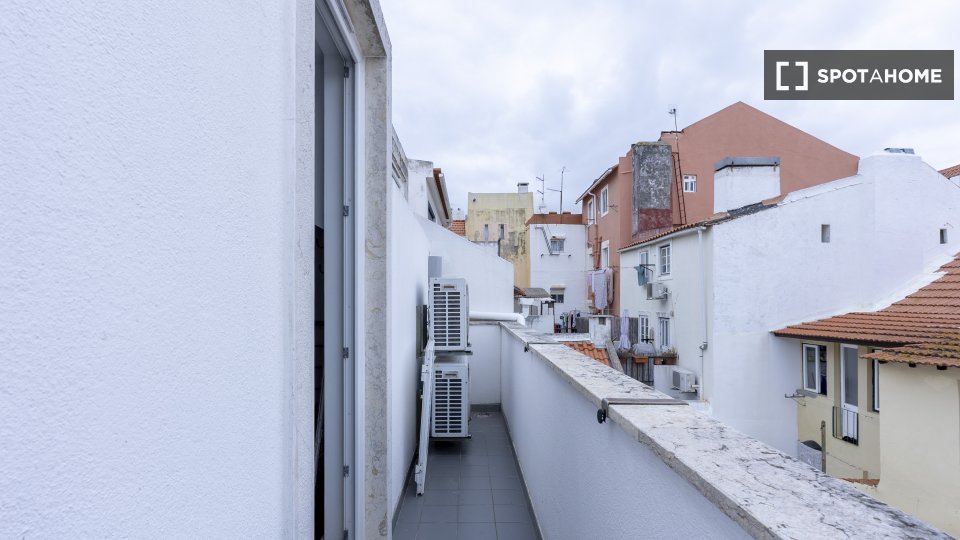 Apartment Lisbon, 1 bed — photo 4