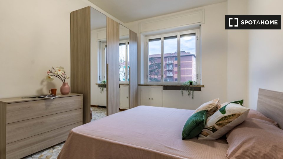 Double room Milan, 5 beds — photo 3