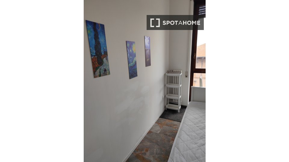 Double room Bologna, 8 beds, 150m² — photo 1