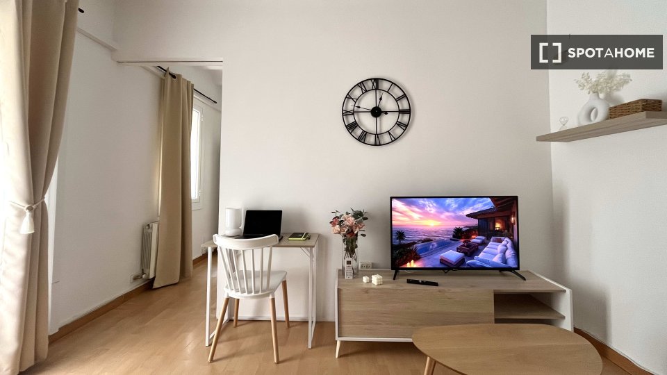 Apartment mono Barcelona, 37m² — photo 1
