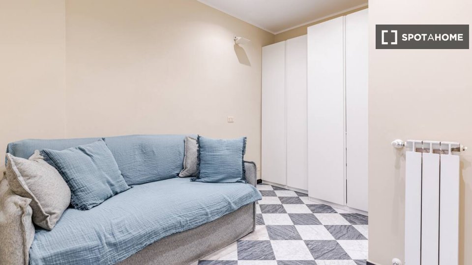 Apartment Genoa, 1 bed — photo 15
