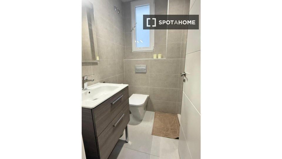 Apartment Madrid, 2 beds, 51m² — photo 4