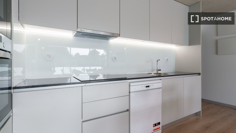 Apartment Porto, 2 beds, 80m² — photo 6