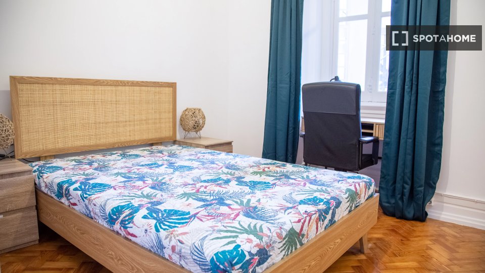Double room Lisbon, 10 beds — photo 1
