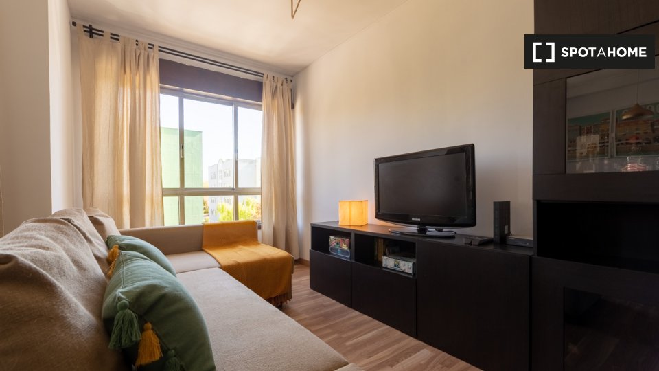 Apartment Porto, 3 beds, 100m² — photo 17