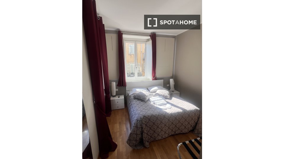 Apartment Turin, 1 bed, 67m² — photo 1