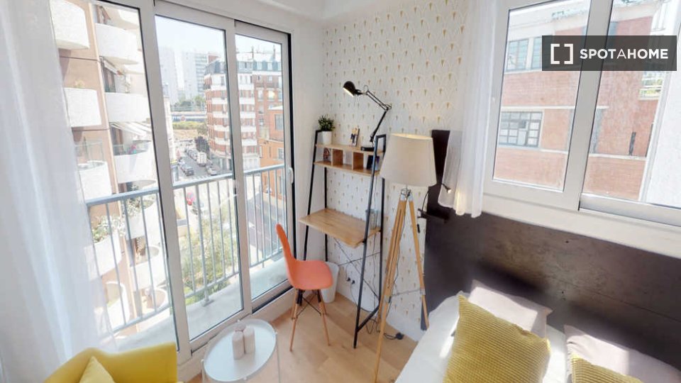 Double room Paris, 5 beds, 110m² — photo 21