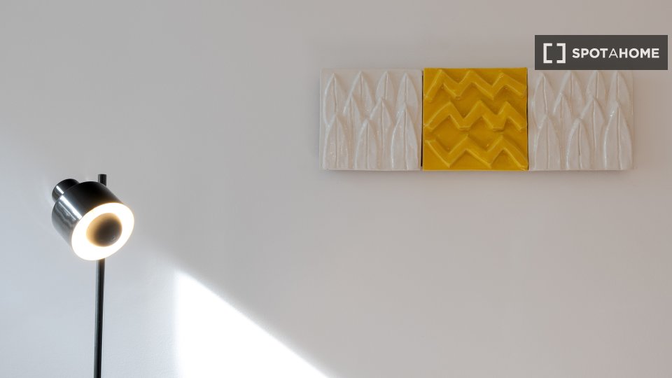Apartment Lisbon, 2 beds, 75m² — photo 5