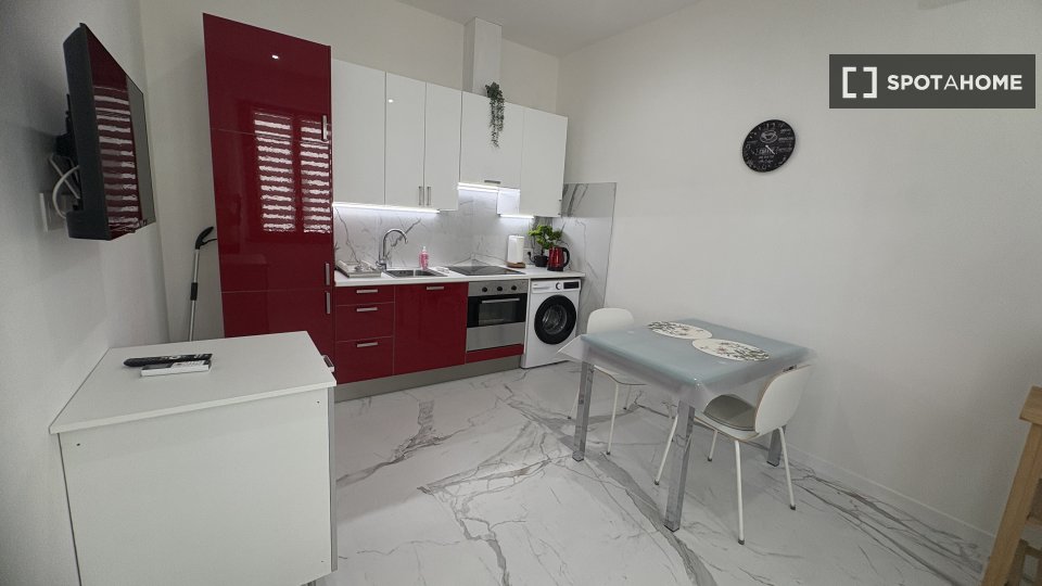 Double room Florence, 2 beds — photo 13