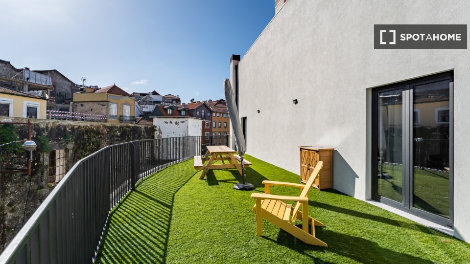 Apartment Porto, 2 beds, 162m² — photo 12