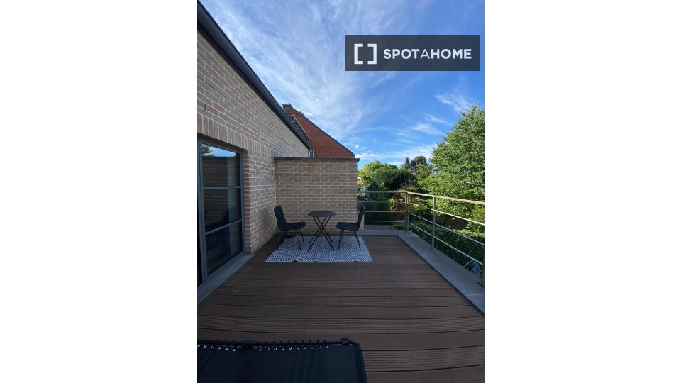 Double room Brussels, 5 beds, 225m² — photo 14