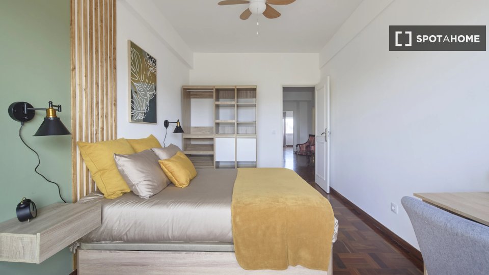 Double room Lisbon, 7 beds — photo 3