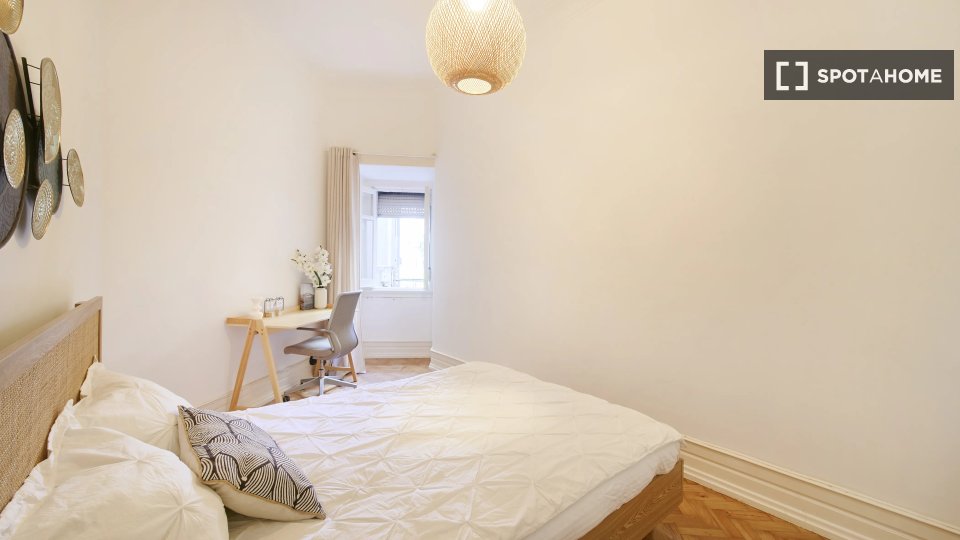 Double room Lisbon, 10 beds — photo 12