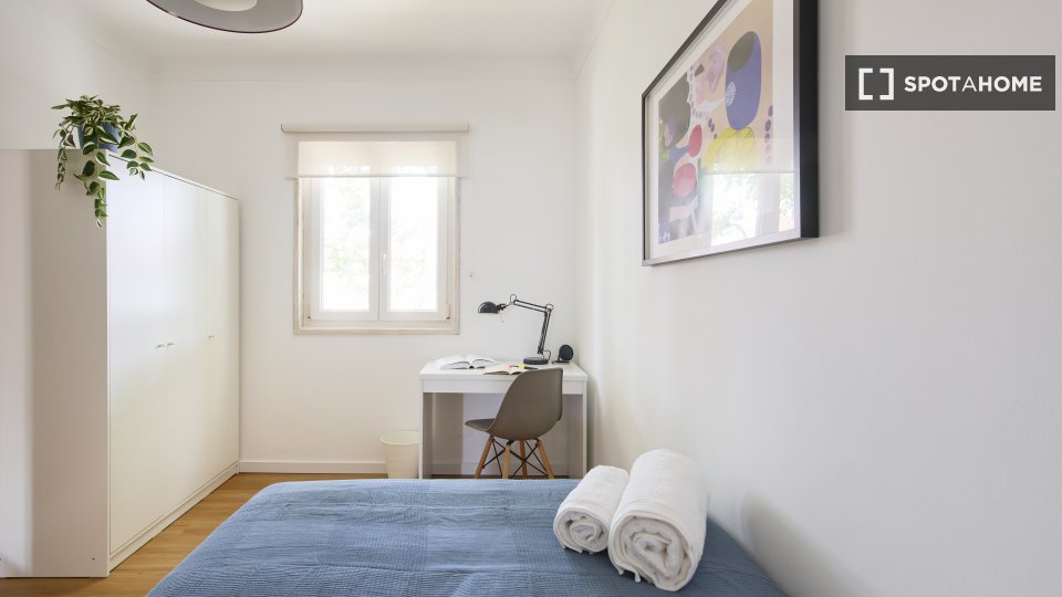 Double room Lisbon, 6 beds, 150m² — photo 4