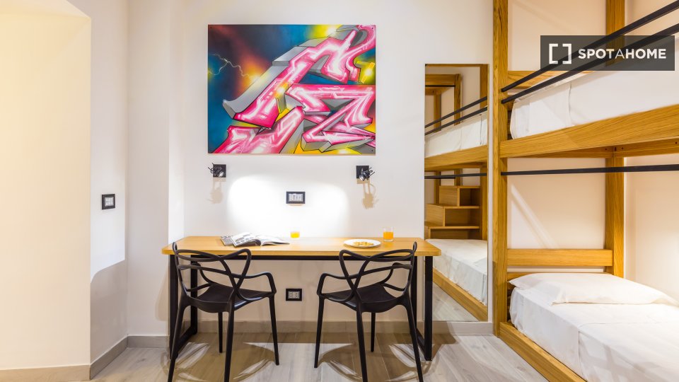 Apartment Naples, 1 bed — photo 17