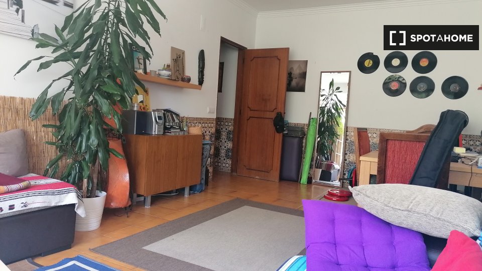 Double room Lisbon, 3 beds, 120m² — photo 5